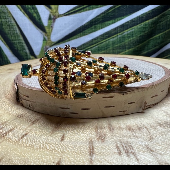 VTG| Joseph Warner Christmas 🎄 Tree Brooch ❤️✨ - Picture 2 of 7